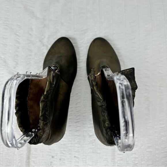 Timberland Gold Wedge Booties- Size 7.5 - Picture 6 of 15